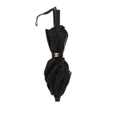 Parapluie CHANEL noir .